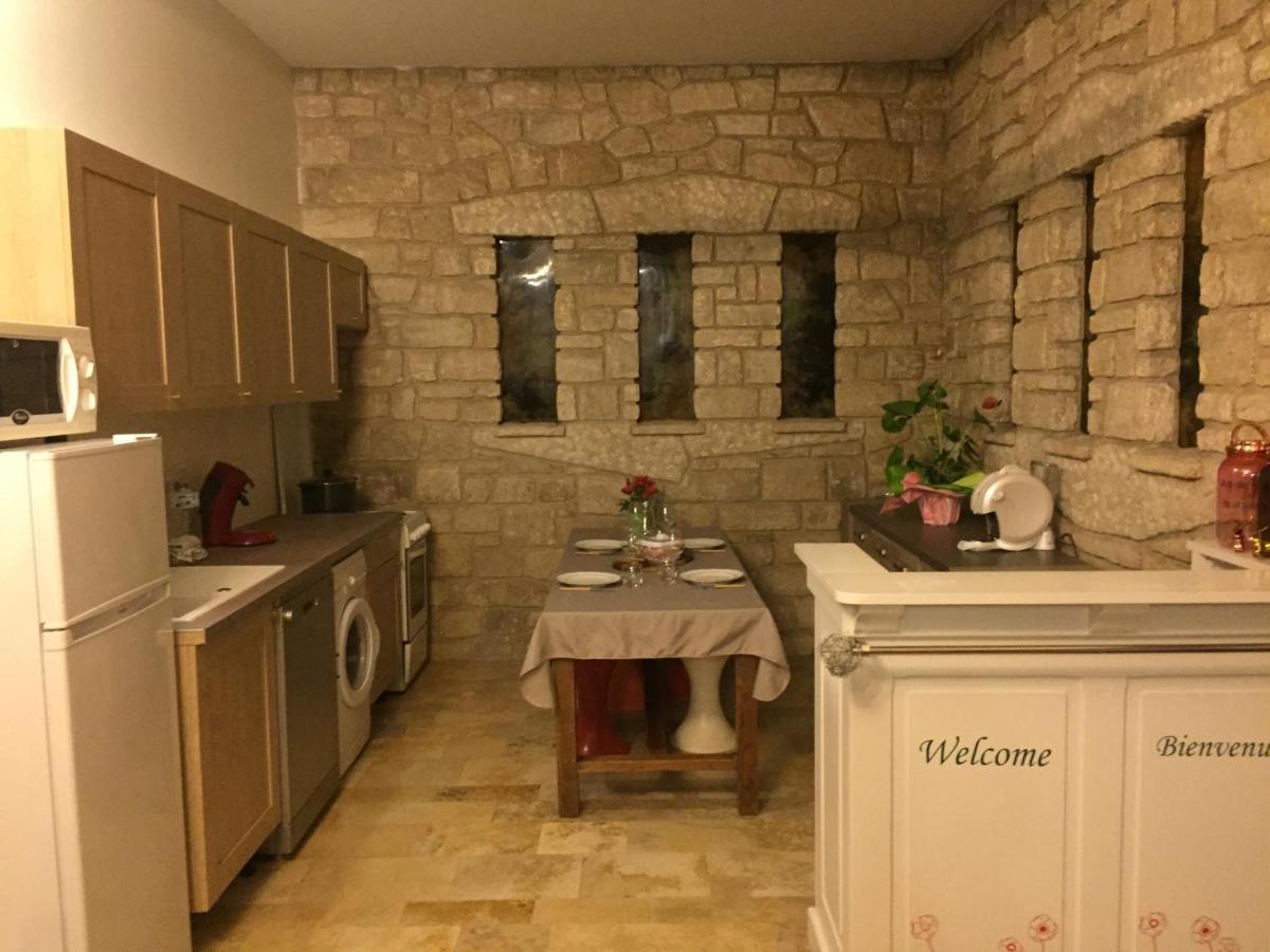 Domaine D'Aveluy Bed and Breakfast Εξωτερικό φωτογραφία