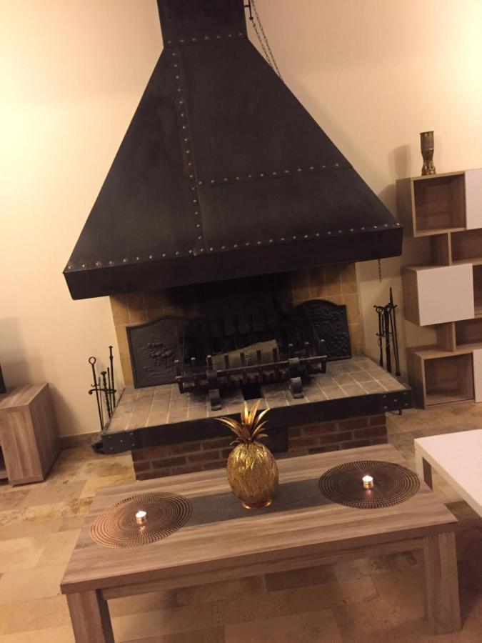Domaine D'Aveluy Bed and Breakfast Εξωτερικό φωτογραφία